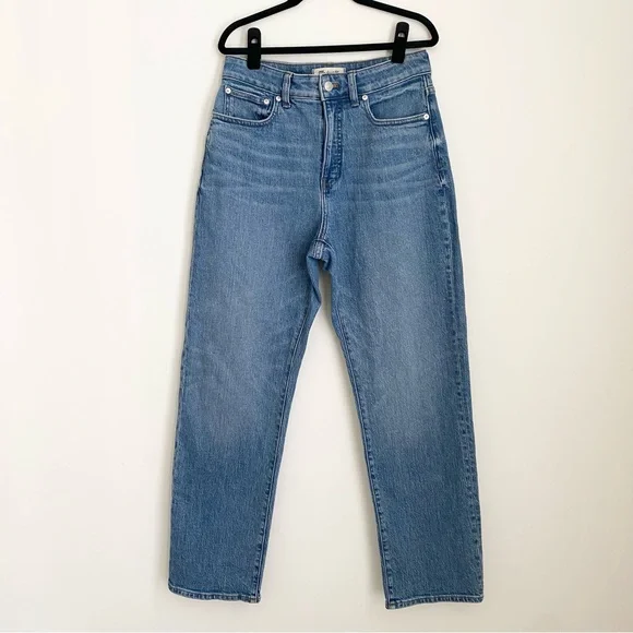 madewell - the curvy 90s straight jean high-rise fitted denim curve enhancing - Picture 2 of 7